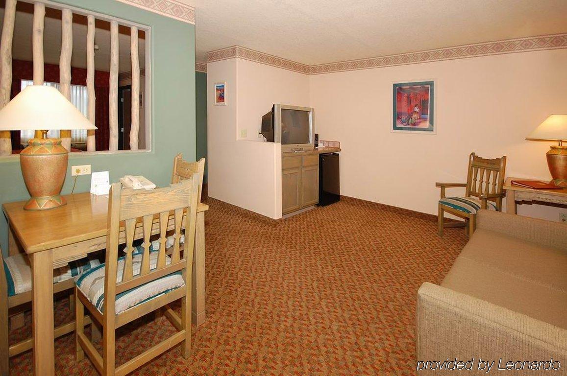 Comfort Suites Taos Room photo